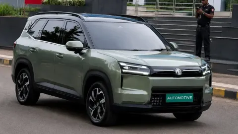 Explore the MG Hector’s Technology, Cabin Space, and Driving Features
